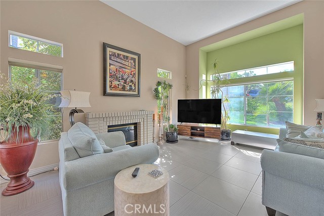 Detail Gallery Image 8 of 71 For 16049 Pinnacle, Chino Hills,  CA 91709 - 4 Beds | 2/1 Baths