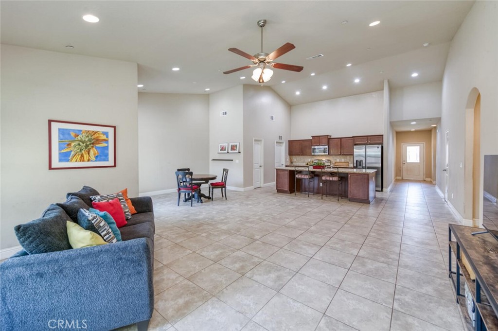 MLS #FR25160378 image #4