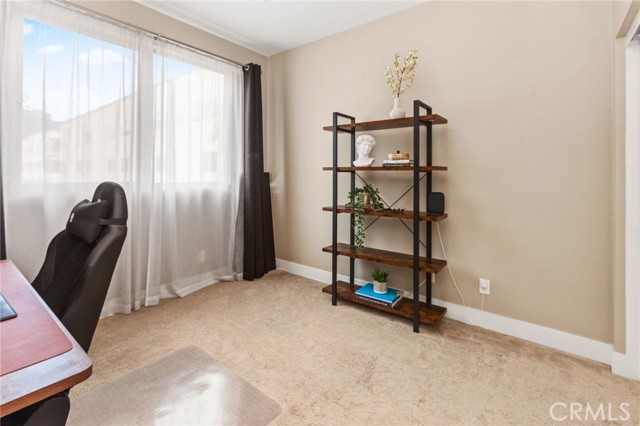 31 Soho, Irvine CA: https://media.crmls.org/medias/d1f4a74f-138e-4dcc-a90b-acb497dc502a.jpg