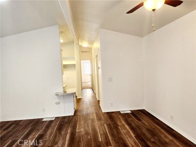 Detail Gallery Image 4 of 15 For 5815 E La Palma Ave #344,  Anaheim,  CA 92807 - 2 Beds | 2 Baths
