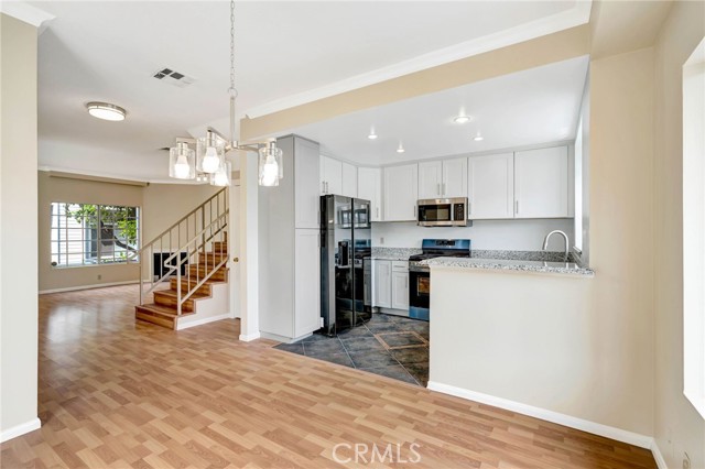 7420 Corbin ave, 8 photo 6