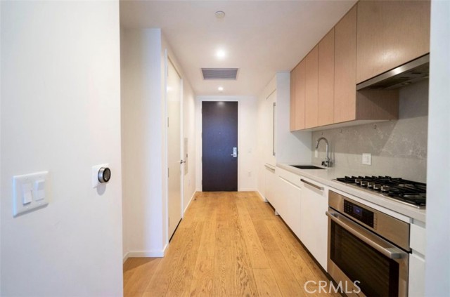 Detail Gallery Image 3 of 9 For 877 Francisco #517,  Los Angeles,  CA 90017 - 0 Beds | 1 Baths