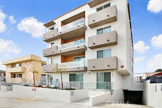 1563 S Fairfax Avenue Los Angeles, California 2022 BRAND NEW BUILDING ! We are excited to offer this brand new 10 units apartment building just completed in March 2022. 9 units are already leased.. There is ONE(2+2), Seven(3+2), TWO(3+3). All units come with all kitchen appliances, and washer/dryer in each unit. Modern units with high ceilings with great views. Building offers gated/secured parking and elevator.