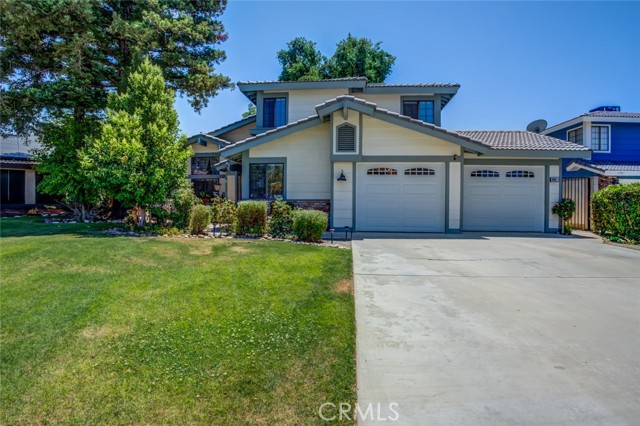 Detail Gallery Image 1 of 49 For 6901 Copper Creek Way, Bakersfield,  CA 93308 - 4 Beds | 3 Baths
