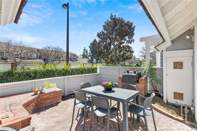 Detail Gallery Image 17 of 27 For 7 Onyx, Irvine,  CA 92614 - 2 Beds | 2 Baths