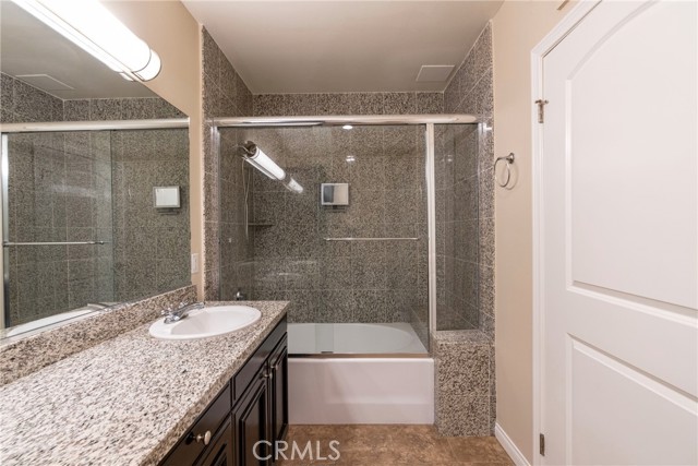 Detail Gallery Image 24 of 30 For 3750 Santa Rosalia Dr #501,  Los Angeles,  CA 90008 - 2 Beds | 2 Baths