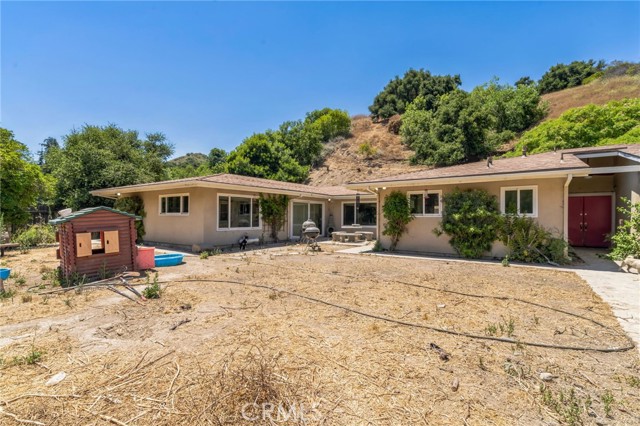 Detail Gallery Image 1 of 40 For 11415 Creek Rd, Ojai,  CA 93023 - 5 Beds | 3/1 Baths