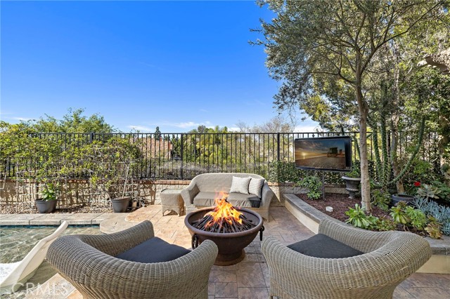 Image 29 of 43 For 22051 Oak Grove