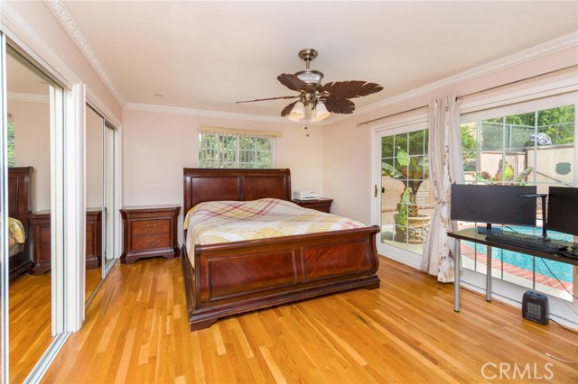 10165 Sully Drive, Sun Valley CA: https://media.crmls.org/medias/d1f7dac8-2958-44c7-8a6d-aa03d2057508.jpg