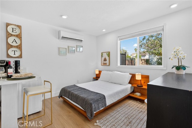 Detail Gallery Image 8 of 19 For 18221 Kinzie St, Northridge,  CA 91325 - 0 Beds | 1 Baths