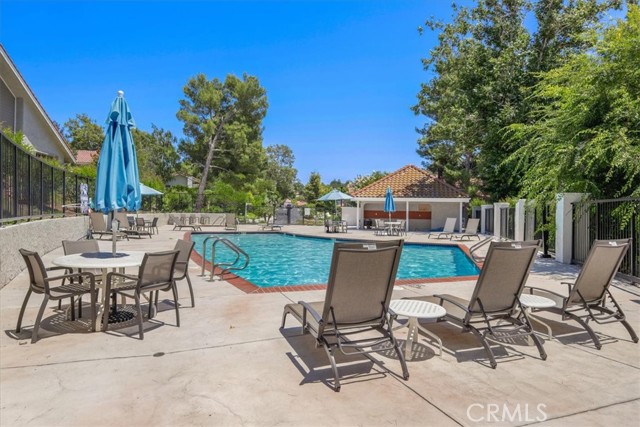 Detail Gallery Image 38 of 43 For 6613 Poppyview Dr, Oak Park,  CA 91377 - 3 Beds | 2/1 Baths