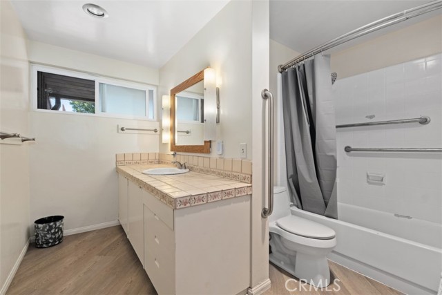 1815 Ladera Vista Place, Fullerton CA: https://media.crmls.org/medias/d1f8d9b7-f56f-4b3b-9bad-c953ac008949.jpg