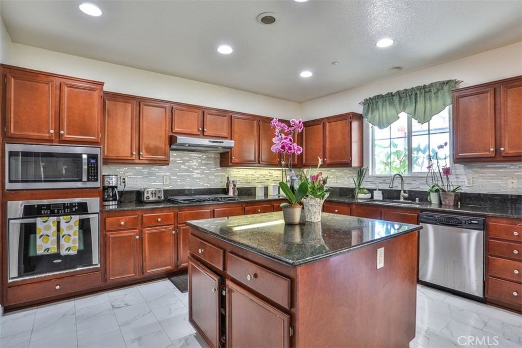 MLS #CV25164236 image #14