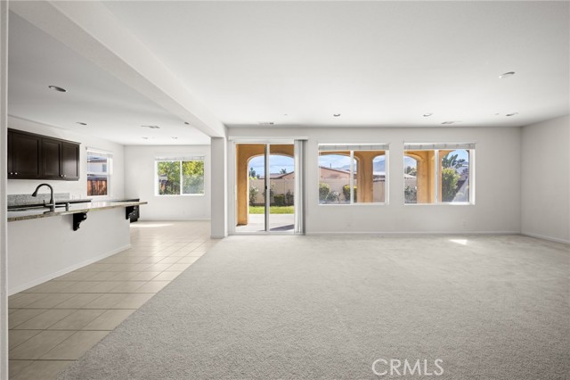 Detail Gallery Image 10 of 55 For 10836 Portofino, Riverside,  CA 92503 - 5 Beds | 3 Baths