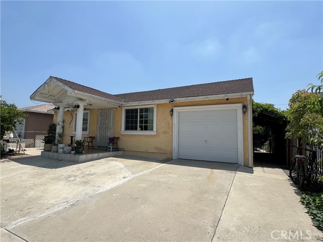 14018 Benbow Street, Baldwin Park CA: https://media.crmls.org/medias/d1fb5b1d-ee21-463d-bcaf-4a53dad53015.jpg