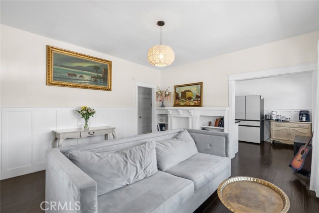 Detail Gallery Image 6 of 33 For 329 N Campus Ave, Upland,  CA 91786 - 3 Beds | 3 Baths