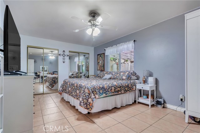 5231 1/2 Clara Street, Cudahy CA: https://media.crmls.org/medias/d1fc3f96-24c9-4f10-a860-c1b62ad0f9af.jpg