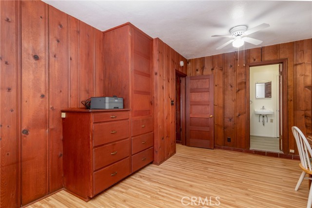 4899 Glenwood Drive, Riverside CA: https://media.crmls.org/medias/d1fddabf-0dae-4594-a364-6bf9ecd6cc45.jpg