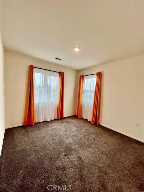 Detail Gallery Image 16 of 23 For 24754 5th St, San Bernardino,  CA 92410 - 4 Beds | 3 Baths
