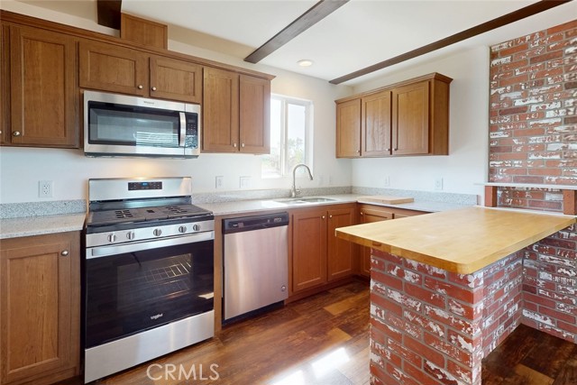 Detail Gallery Image 13 of 44 For 6417 Oak Way, Paradise,  CA 95969 - 2 Beds | 2 Baths