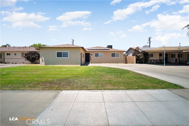 Detail Gallery Image 1 of 1 For 1017 Maple Ave, Wasco,  CA 93280 - 4 Beds | 2 Baths