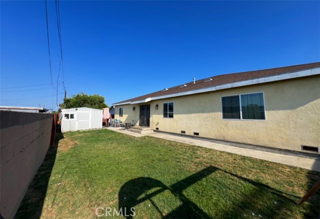 1019 W Arbutus Street, Compton CA: https://media.crmls.org/medias/d1ffb89c-43a6-4265-8e34-2ba9c5dca58c.jpg