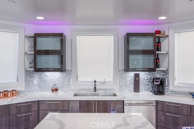 4 Bed Home for Sale in Los Angeles, California