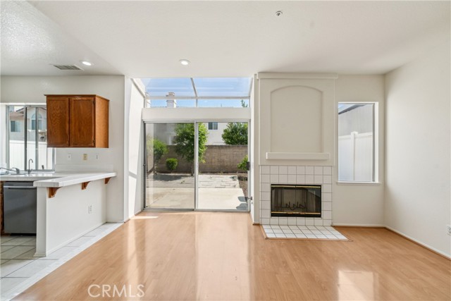 566 E Stephanie Drive, Covina CA: https://media.crmls.org/medias/d200cd2a-4ed8-4e41-ab47-6e2b0268c884.jpg