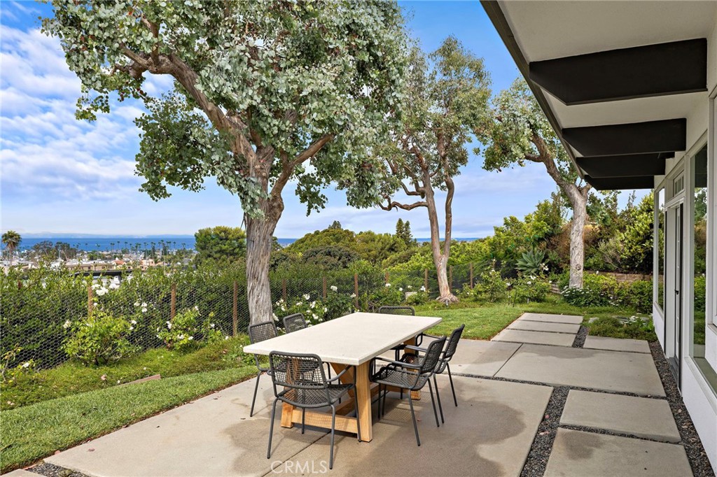 D20222f4 Fd5f 4f17 Ba9b 83b1b4deedaf