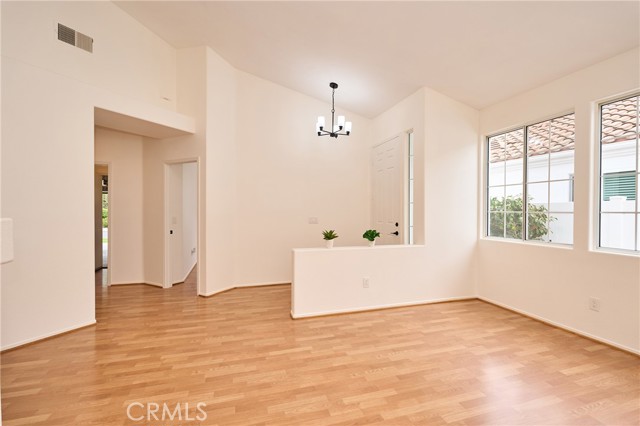 Detail Gallery Image 17 of 75 For 4908 Thebes Way, Oceanside,  CA 92056 - 3 Beds | 2 Baths