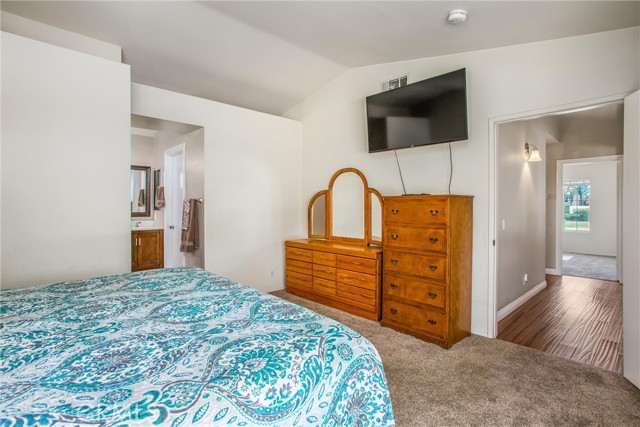 7471 Windrose Drive, Highland CA: https://media.crmls.org/medias/d2029543-c462-4955-827e-a75044033852.jpg
