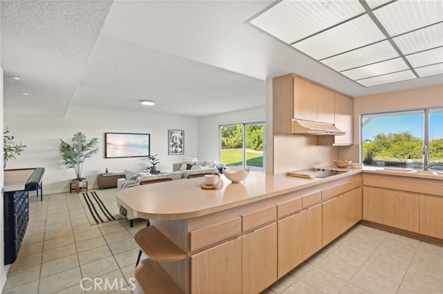 Detail Gallery Image 14 of 64 For 5932 Ellenview Ave, Woodland Hills,  CA 91367 - 5 Beds | 4 Baths