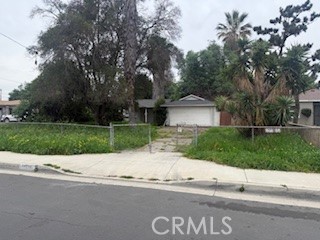 11716 Hemlock Street