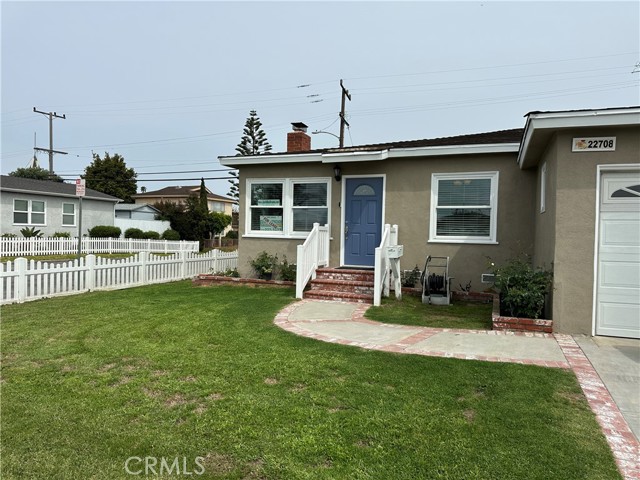 Detail Gallery Image 3 of 33 For 22708 Ladeene Ave, Torrance,  CA 90505 - 4 Beds | 2 Baths