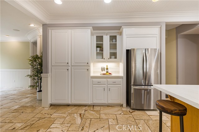3669 Strata Drive, Carlsbad CA: https://media.crmls.org/medias/d2040b70-dad6-4365-bc12-a8ca59337e58.jpg