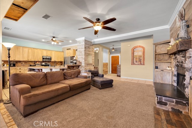 Detail Gallery Image 5 of 34 For 7622 San Remo, Yucca Valley,  CA 92284 - 4 Beds | 3 Baths