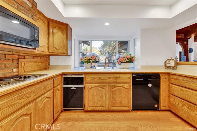 Detail Gallery Image 32 of 73 For 1146 Sandhurst Ln, La Verne,  CA 91750 - 6 Beds | 4 Baths