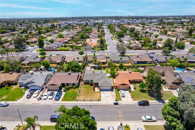 Detail Gallery Image 29 of 32 For 5805 Lisa Ct, Bakersfield,  CA 93304 - 3 Beds | 2 Baths