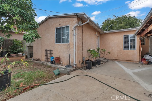 Detail Gallery Image 14 of 15 For 704 S Taylor Ave, Montebello,  CA 90640 - 4 Beds | 2/1 Baths