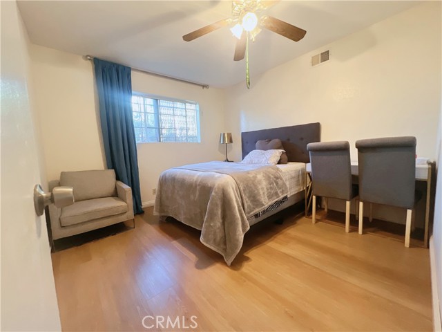 Detail Gallery Image 5 of 10 For 132 W Saxon Avenue, San Gabriel,  CA 91776 - 5 Beds | 3 Baths