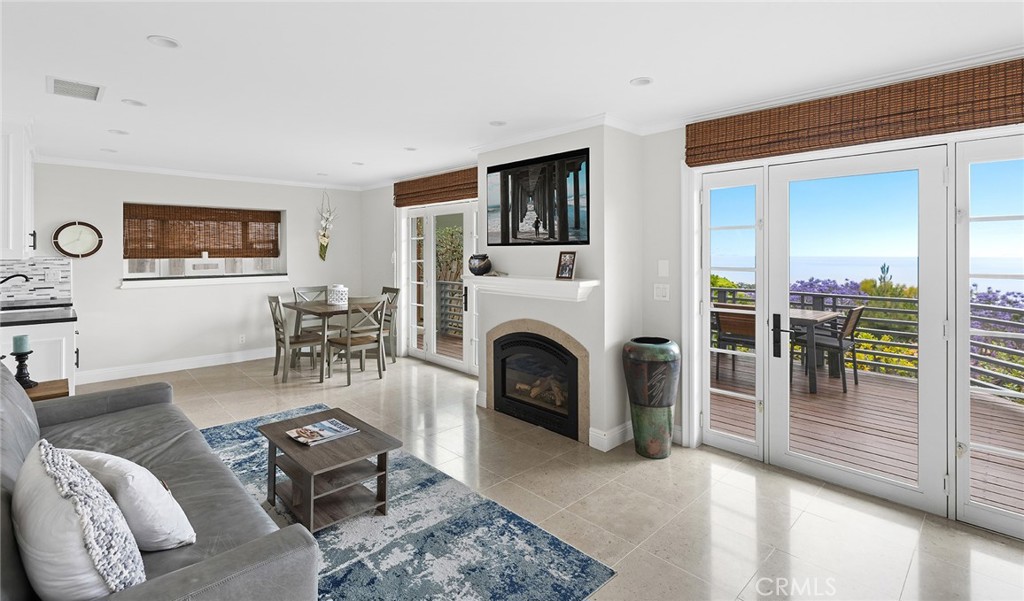 905 Canyon View Drive