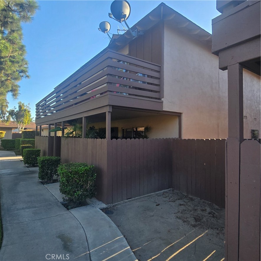 D208a9cf 2220 4220 Afcd 1e3547f89aaf