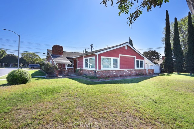 Detail Gallery Image 3 of 46 For 1212 W Holgate, Anaheim,  CA 92802 - 3 Beds | 2 Baths