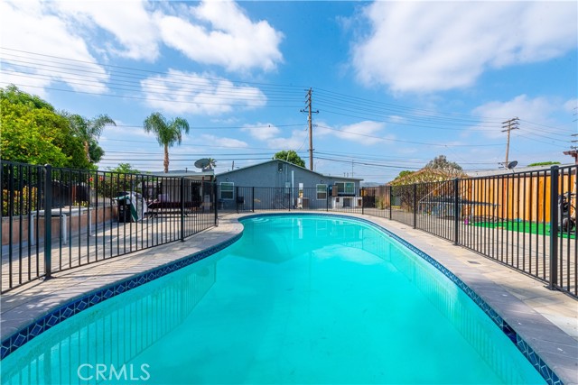 4759 Cochran Street, Simi Valley CA: https://media.crmls.org/medias/d208afd0-c54a-43ae-9c38-878a25bd52b9.jpg