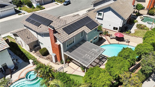 4 E Trenton, Irvine CA: https://media.crmls.org/medias/d208d032-672e-4a67-838c-55b346c932d7.jpg