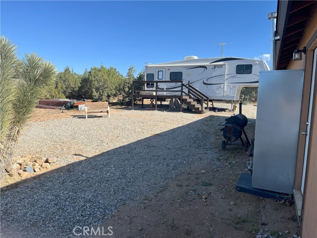Detail Gallery Image 31 of 38 For 984 Pinon Rd, Pinon Hills,  CA 92372 - 3 Beds | 2/1 Baths