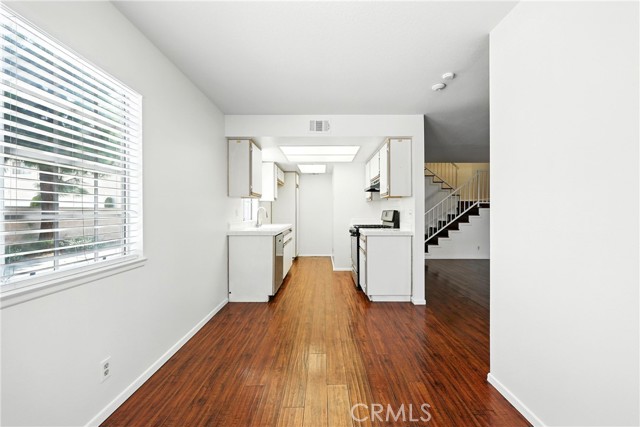 Detail Gallery Image 11 of 40 For 1204 N Sunflower Ave a,  Covina,  CA 91724 - 3 Beds | 2/1 Baths