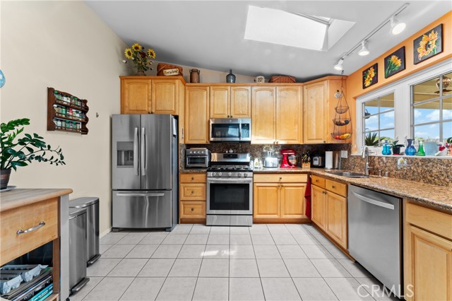 14376 Dartmouth Circle, Moorpark CA: https://media.crmls.org/medias/d20a0754-ef51-49a6-a29d-6b1df7efd4a9.jpg