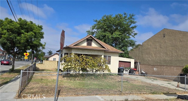 18647 Alburtis Avenue, Artesia CA: https://media.crmls.org/medias/d20a2125-4757-40ec-9fe8-c0720ddfd533.jpg