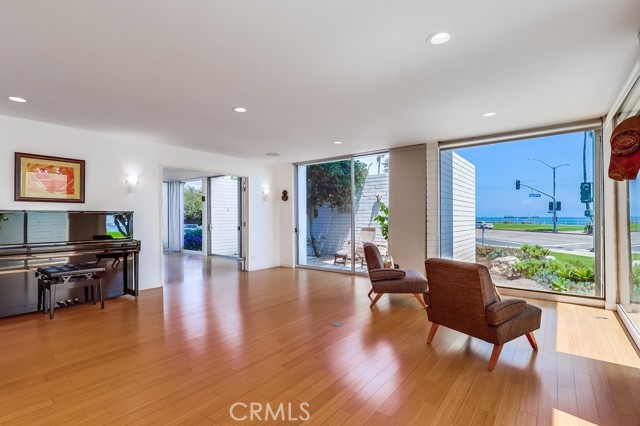 Detail Gallery Image 15 of 75 For 2999 E Ocean Bld, Long Beach,  CA 90803 - – Beds | – Baths